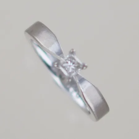 Solitär ring diamant 0,20 carat VG TW  VS , Ø 15,25mm, 18k Vikt: 4,4 g