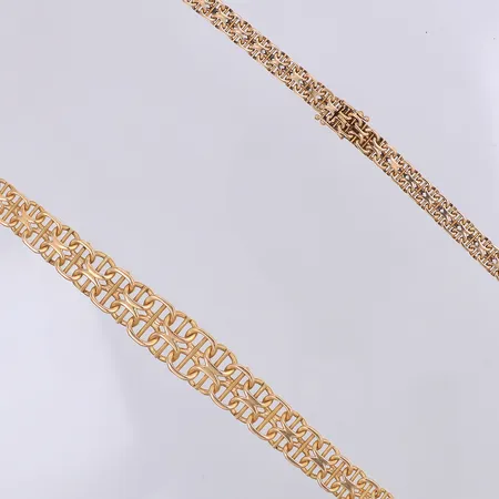 Collier, doserad X-länk, ca 43cm, bredd 6-12mm, Svenska Guldvaru AB år 1967, 18K Vikt: 34,6 g