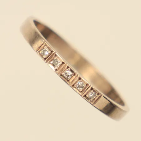 Ring med diamanter ca 0,001ct, 8/8-slipade, vitguld, stl 19, bredd ca 2,3mm, 18K Vikt: 2,2 g