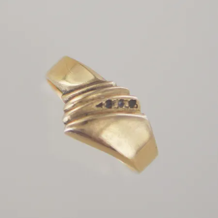 Ring med stenar, Ø 20½ mm, bredd 11,6 mm, 18K Vikt: 8,2 g