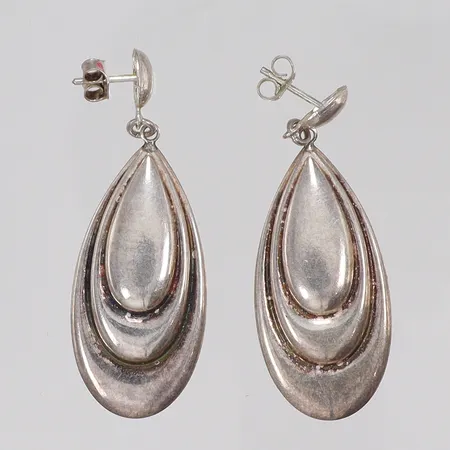 Ett par Örhängen, hängande modell 16x45mm, silver 925/1000 Vikt: 3,8 g