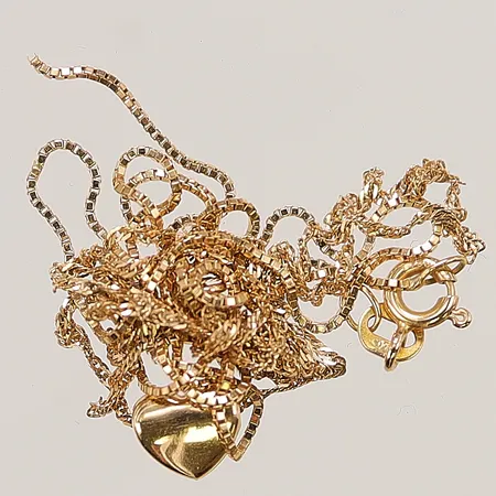 Diverse guld, defekt, 18K 3,0g.