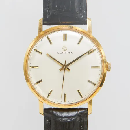 Herrur Certina, 18K, manuell, 34mm, personlig gravyr, läderband samt bygelspänne ej original, inga tillbehör. Vikt: 0 g