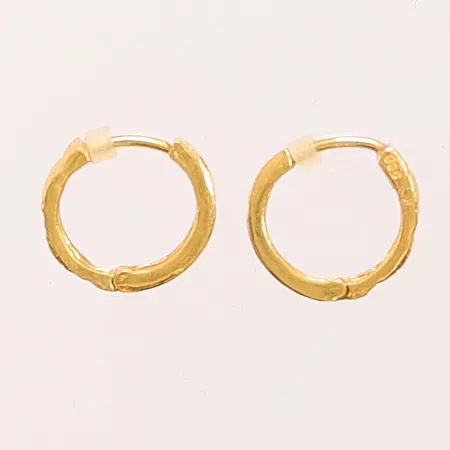 Örhängen, Ø13mm, bredd: 4,8mm, smärre ojämnheter, 21K, 3,8g.