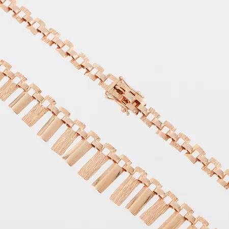 Collier, längd ca 46 cm, bredd 5.3-13.5 mm, 14k. Vikt: 0 g