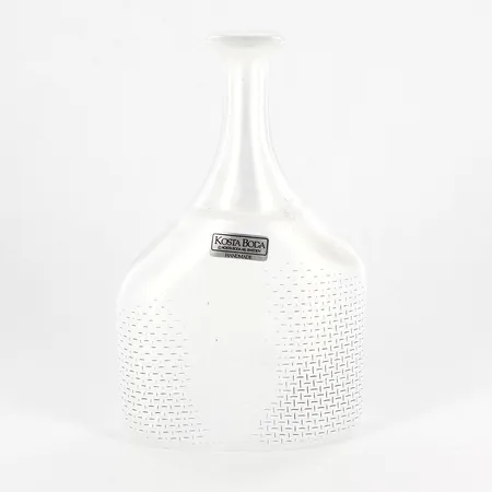 Vas, Bertil Vallien, Artist Collection, vitmålat och frostat glas, höjd 15cm, signerad och numrerad 48862 Vikt: 0 g