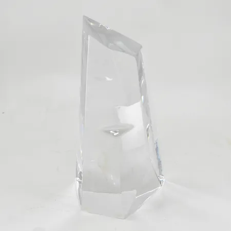 Orrefors, skulptur, troligen jan Johansson, höjd 15 cm, ett fåtal repor på sidan, etikettmärkt, klarglas. Skickas med postpaket.