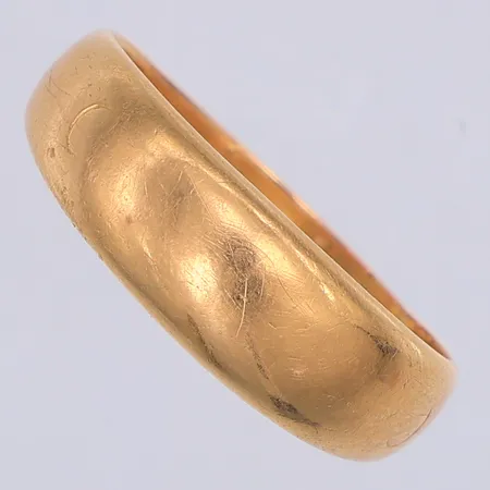 Ring, stl 17¼, Eriksson år 1964, gravyr, 18K Vikt: 4,6 g