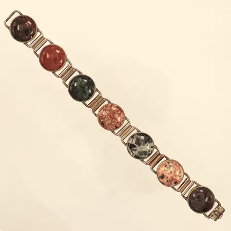 Armband med porfyr, längd 19,5cm, bredd 19mm, Älvdalssilver Ab Mora 1974, 830/1000 silver  Vikt: 50 g