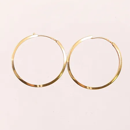 Örhängen, Ø26mm, bredd: 4,9mm, 18K, 4,3g Vikt: 4,3 g