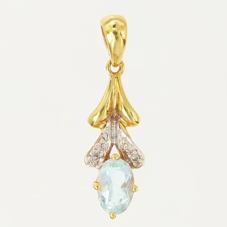 Hänge med topas samt 8/8-slipade diamanter 2 x ca 0,0075ct, 21x7mm ink ögla, GHA, 18K.  Vikt: 1,3 g