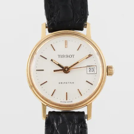 Damur Tissot med gravyr, fungerar ej, 18k.