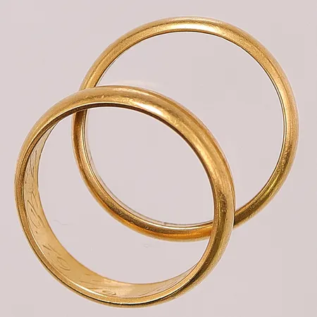 2 Ringar, gravyr, 23K 12,9g.