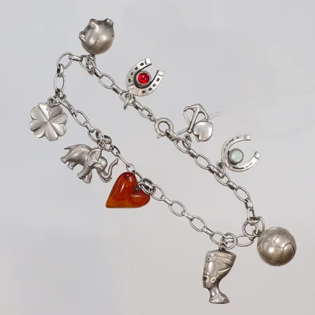Armband med Berlocker 18,5cm med stenar, slitage silver 830/1000 Vikt: 11,8 g