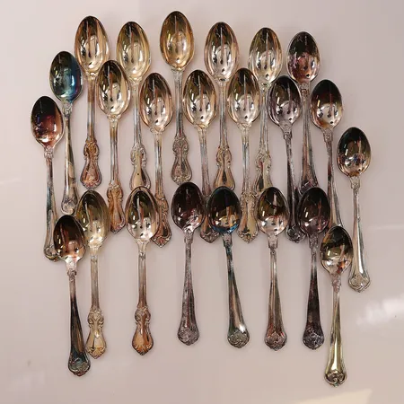 23 kaffeskedar, 12cm, 830/1000 silver, 371g.