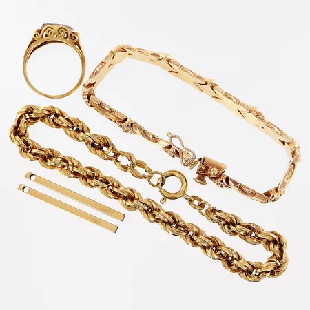 2 armband, 1 ring, 2 hängen, defekter/bucklor, 18K.  Vikt: 24,6 g