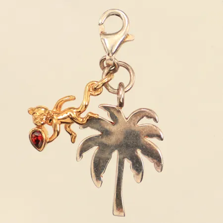 Berlock, delvis förgyllt ca 30mm, bredd ca 19mm, Thomas Sabo, 925/1000 silver Vikt: 2,8 g