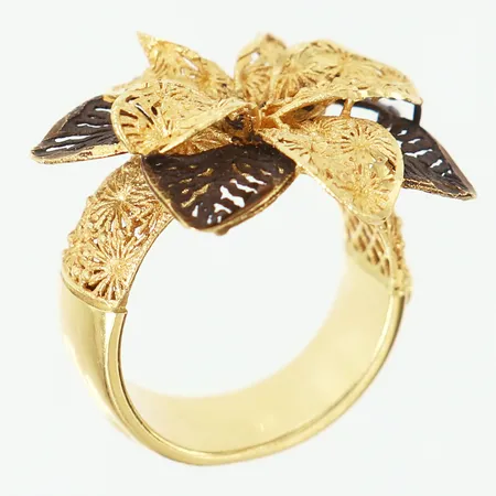 Guldskrot, defekt, 18K.  Vikt: 6,7 g