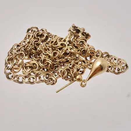 Diverse defekt guld, 18K, vikt 11,32g.
