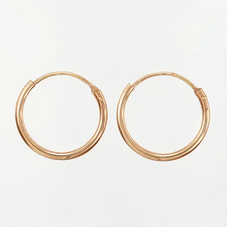 Ett par örhängen Creoler, Ø15mm, 18K Vikt: 0,5 g
