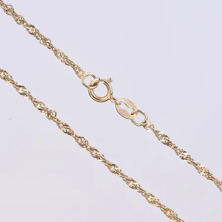 Kedja Singapore, längd 44,5 cm, bredd 1 mm, 18K. Vikt: 2,1 g