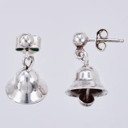 Ett par örhängen, längd: ca 17mm, bredd: ca 1-10mm, silver, 925/1000 Vikt: 2,3 g