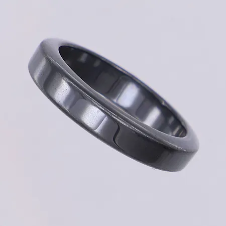 Ring i hematit stl 16¼ Vikt: 0 g
