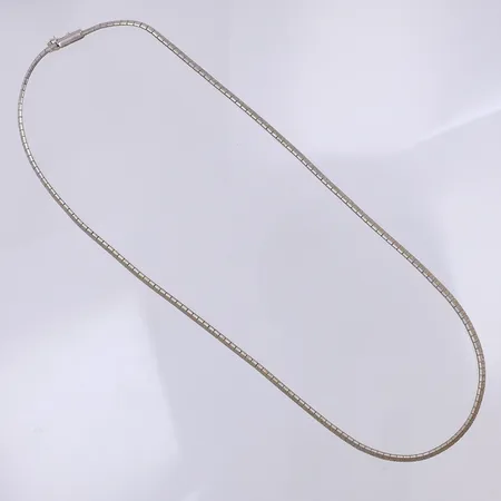 Collier, halvstelt, 41,5cm, bredd 3,5mm, 835/1000 silver Vikt: 14,4 g