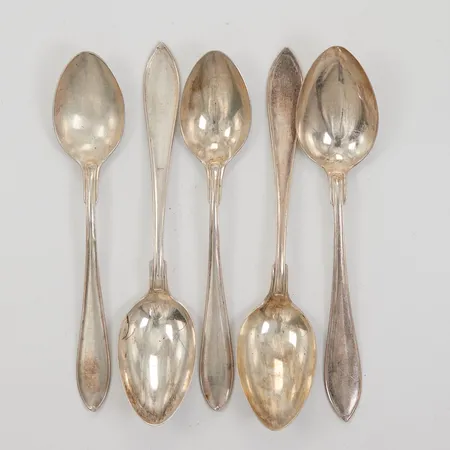 5 Mindre skedar, olika modeller/gravyr, Silver  Vikt: 69 g