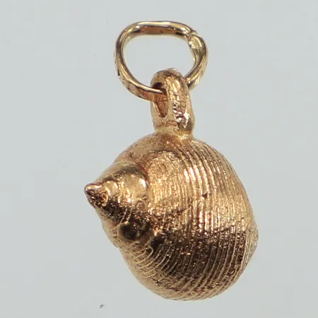 Hänge snäcka, längd 14,8mm, bredd 7mm, 18K  Vikt: 1,7 g