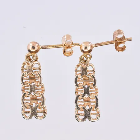 Ett par örhängen X-länk, längd 20 mm, bredd 6 mm, 18K. Vikt: 2 g