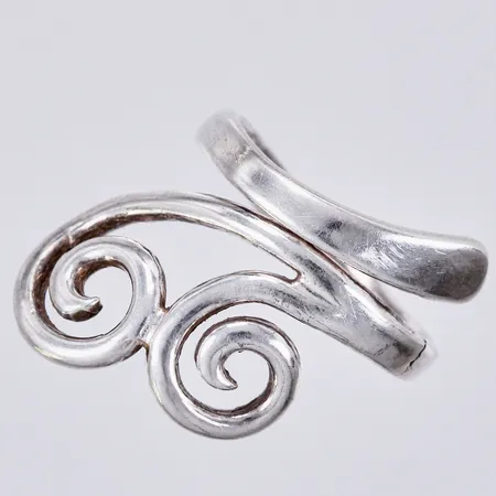 Ring, slt. 16, bredd: ca 4-30mm, Alton, år 1977, silver, 830/1000 Vikt: 5 g
