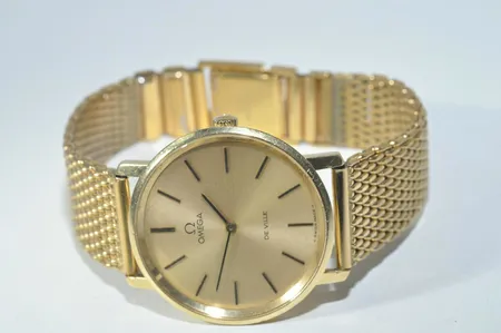 Omega De Ville guldboett, 18k, Ø 83,6 mm,armbandet ej guld .graverad Vikt: 60,2 g