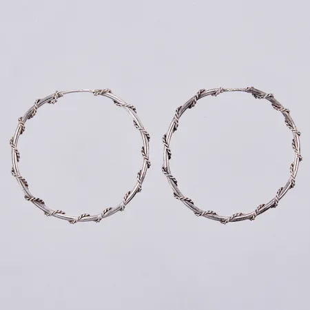 Ett par örringar Ø 40mm, bredd ca 2-3mm, silver Vikt: 5,3 g