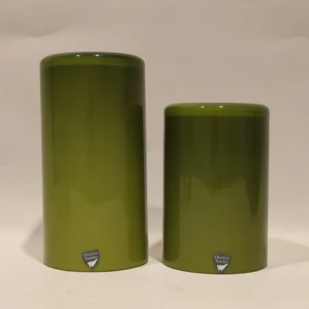 Två ljuslyktor Eternall, Ove Elvén, höjd 12-15cm, Ø8cm, etikettmärkta, grönt glas,