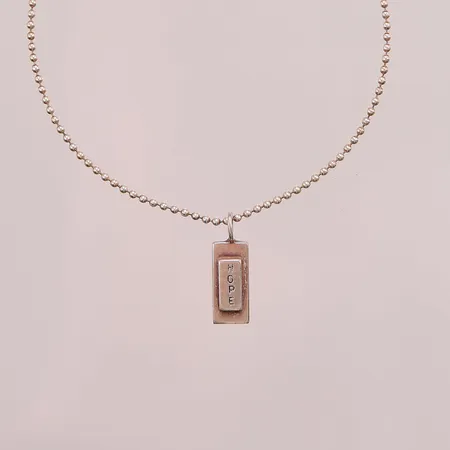 Collier, Efva Attling "Hope", 40cm, hänge ca 19x6mm, 925/1000 Silver 4,8g.