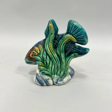 Skulptur Fisk, Rörstrand, Gunnar Nylund (1904-1997), ca 1930, mått ca 13x16cm, chamotte stengods, viss åldersbetingat slitage  Skickas med postpaket.