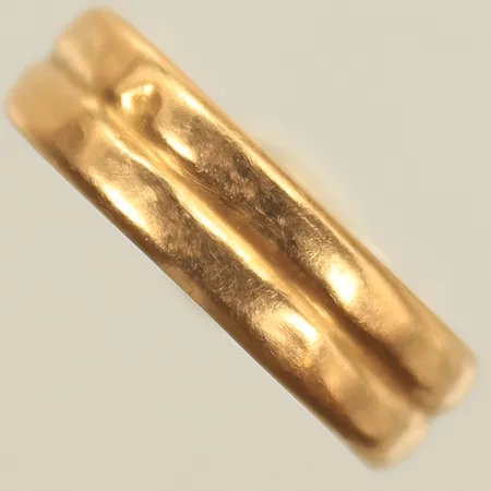 Ring, stl 18¼, defekt/sliten, 18K  Vikt: 1,8 g