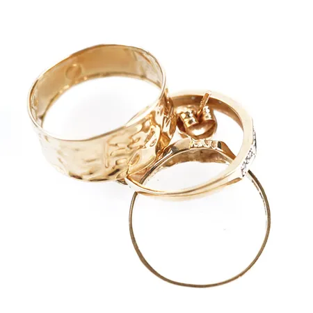 Diverse guld, 18k Vikt: 6,6 g