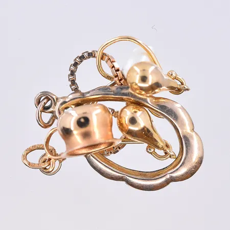 Diverse defekt guld, 18K. Vikt: 2,9 g