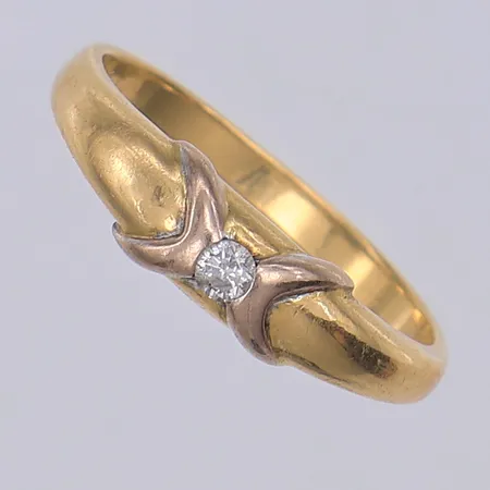 Ring, diamant ca 0,06ct P, stl 18¼, 18K Vikt: 3,2 g