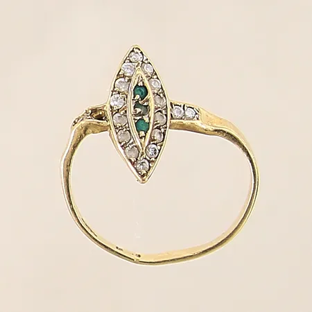 Ring med stenar, defekt, 14K Vikt: 2,4 g