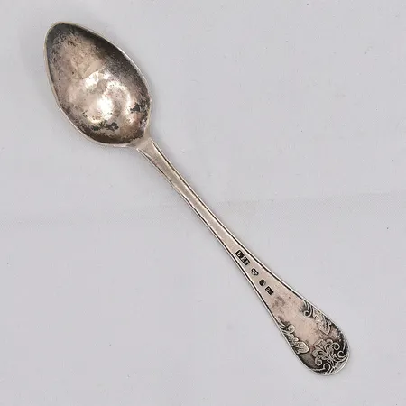 Kaffesked, modell Gammal Fransk, år 1906, längd 13,2cm, gravyr, bruksslitage, 830/1000 silver Vikt: 9,8 g