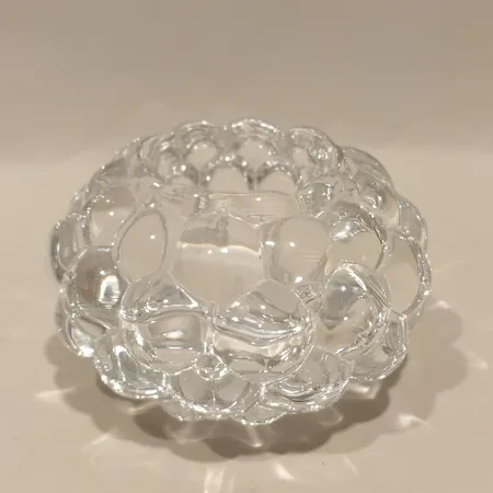 Ljuslykta Hallon, Anne Nilsson, Orrefors, höjd 6cm, Ø10cm, 