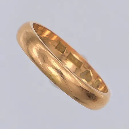 Ring, slät, stl 17, Fritz Olsson år 1952, gravyr, 18K Vikt: 3,4 g
