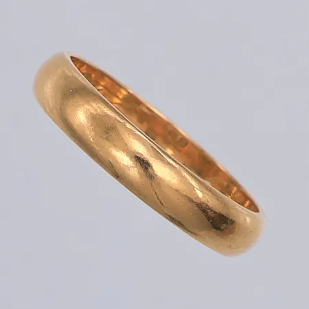 Ring, slät, stl 17¼, Holmströms år 1951, gravyr, 18K Vikt: 3,5 g