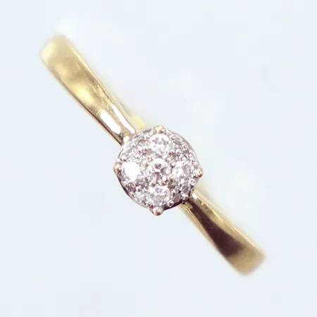 Ring diamanter totalt ca, 0,15ct, Guldfynd, Ø17½, 18k  Vikt: 2,6 g