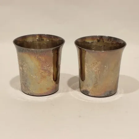 Två bägare, höjd ca 5cm, Ø47mm, 925/1000 silver  Vikt: 95,7 g