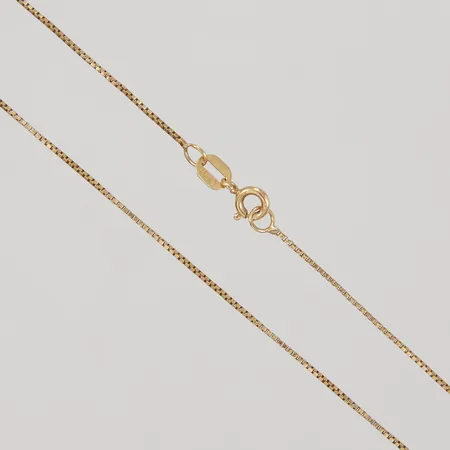 Kedja, Venezia, 48,5cm, bredd 0,8mm, ojämnheter, lagad länk, 18K,  Vikt: 2,6 g