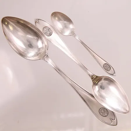 3 Skytteskedar, gravyr, 830/1000 Silver 113,2g.